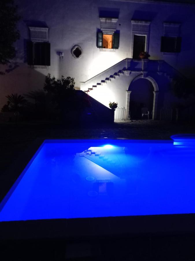 Masseria Incantamento Suite Bouganville Latiano Exterior foto