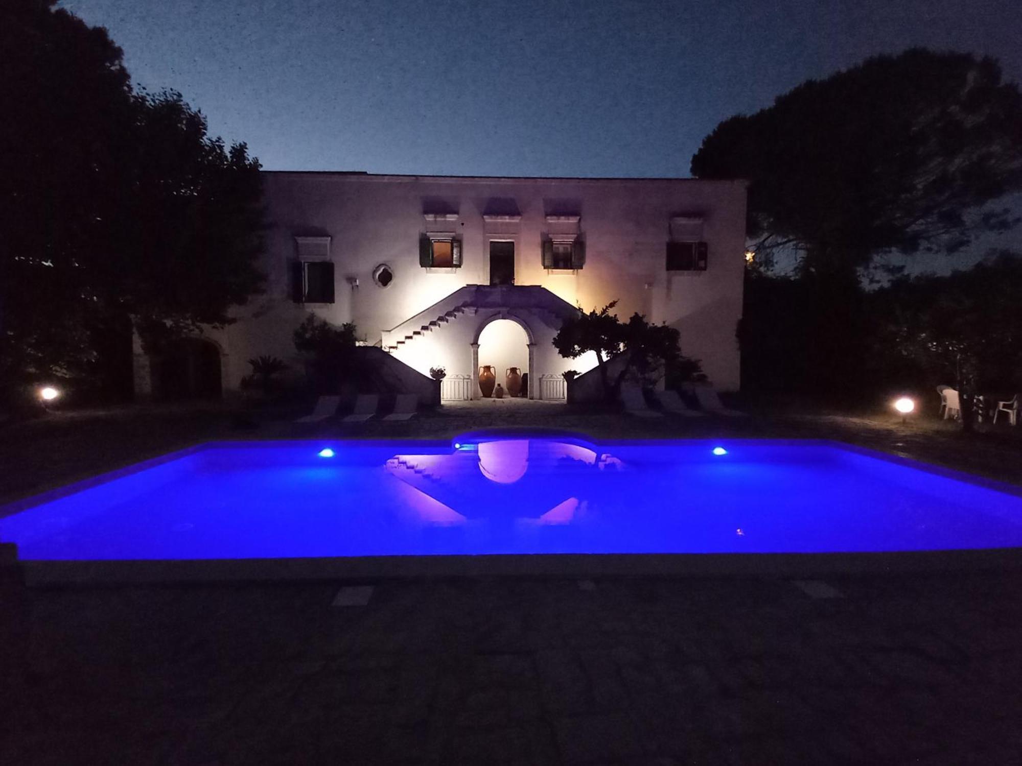 Masseria Incantamento Suite Bouganville Latiano Exterior foto